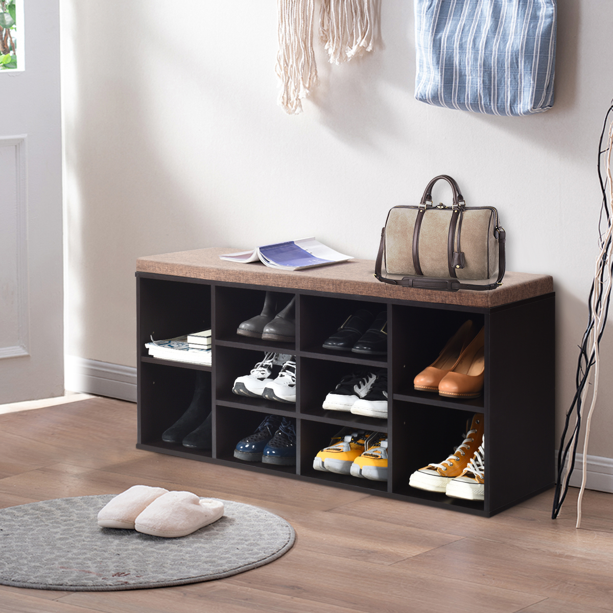 Kingadekapp istepingiga, pruun