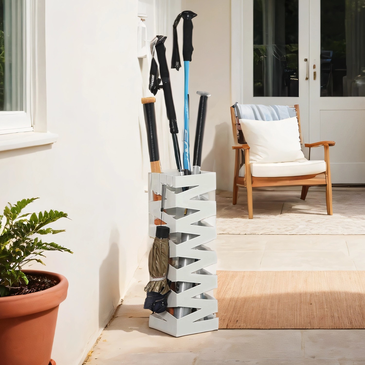 Vihmavarjude hoidja ruudukujuline, metallist vihmavarjude hoidja, veeanumaga ja 4 konksuga