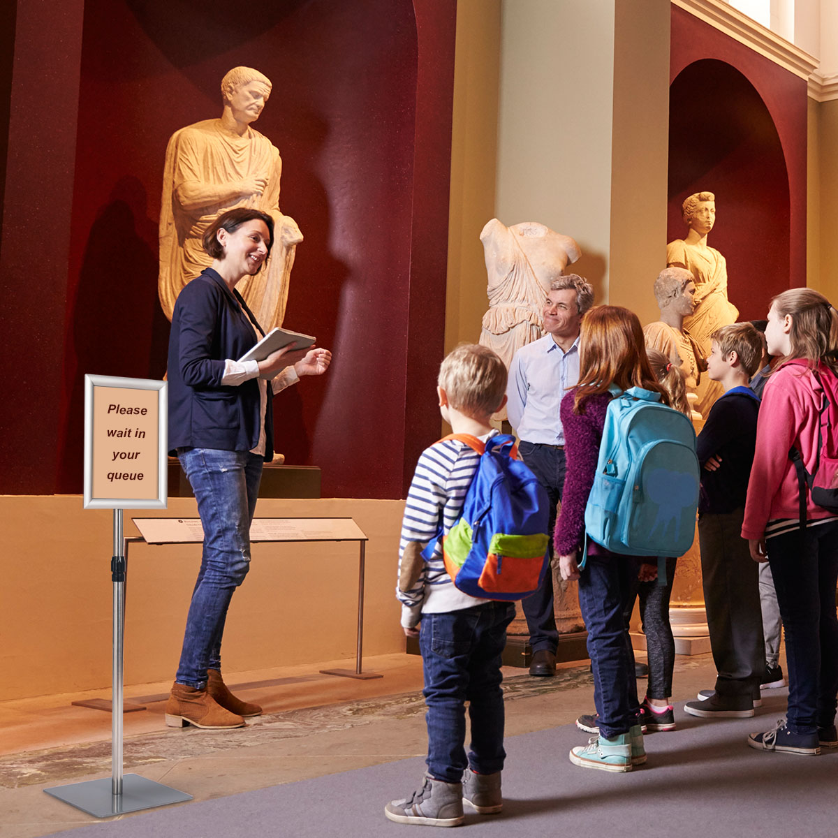 DIN A4 infostend, reguleeritava kõrgusega, eemaldatav plakatialus, hõbe/must, 33 x 24 cm-hõbe