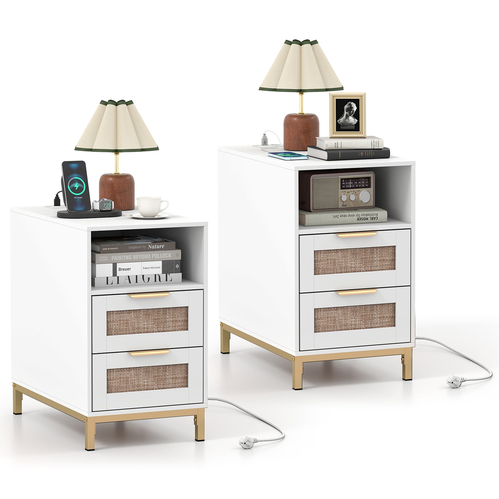 2 külglaua komplekt laadimisjaama ja 2 sahtliga, rotangist ja puidust öökapp, valge