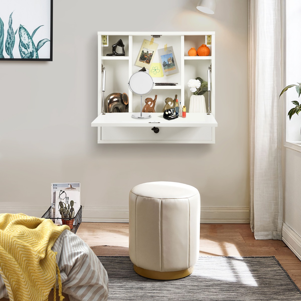 Kokkupandav seinalaud panipaikadega