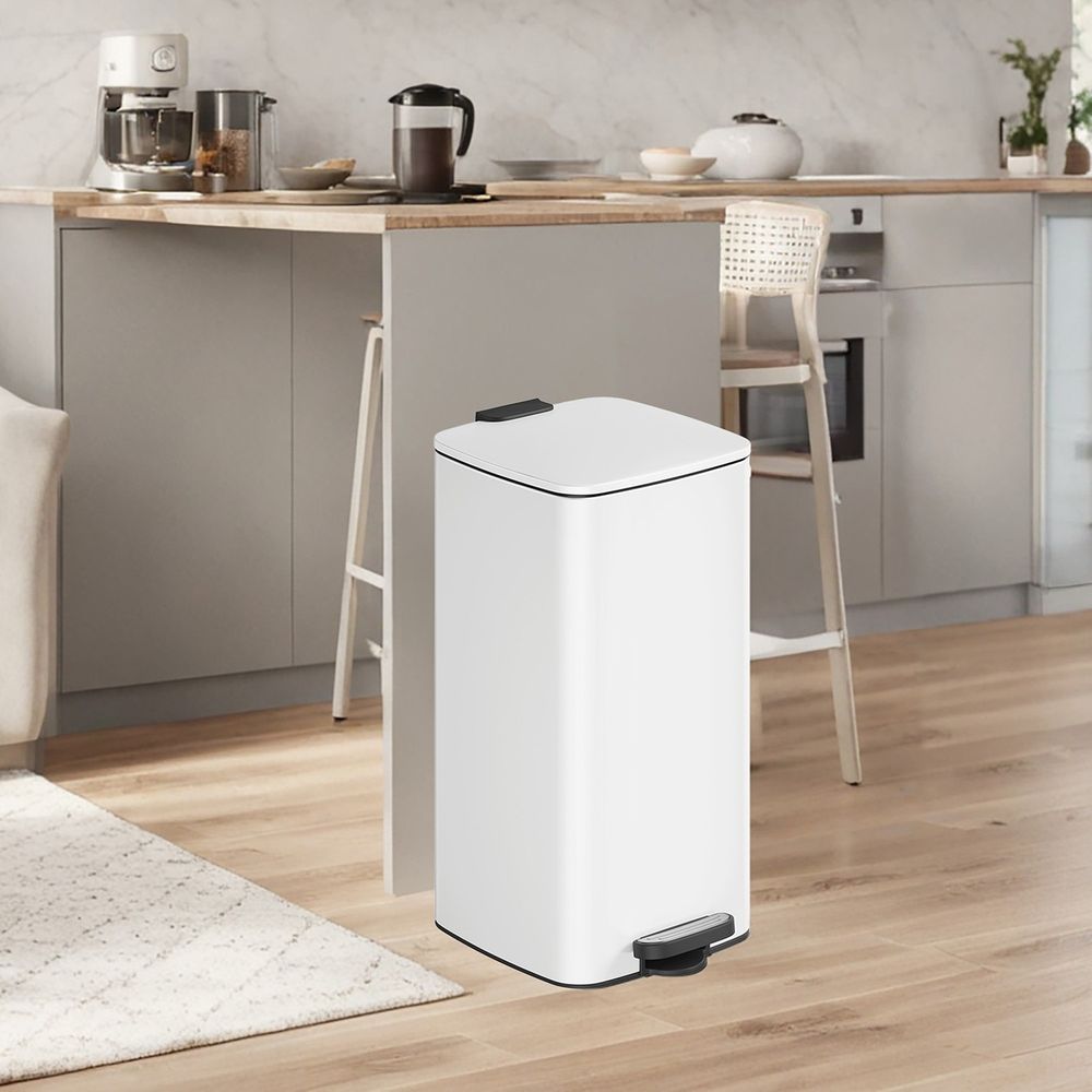 Prügikast köök, 30-liitrine prügikast, pedaaliga prügikast