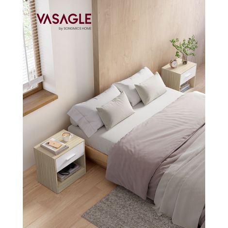Öökapil 2 naturaalset beeži-naturaalset beeži-klassikalist valget värvi