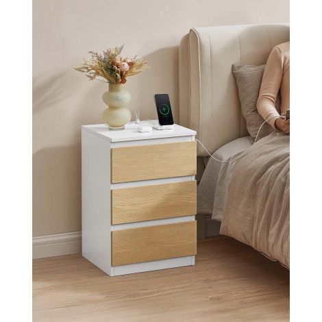 Öökapp, abilaud, 3 sahtlit, kaldserv, 2 vahelduvvoolupesa, 2 USB-pesa, elutuba, magamistuba, kabinet, moodne