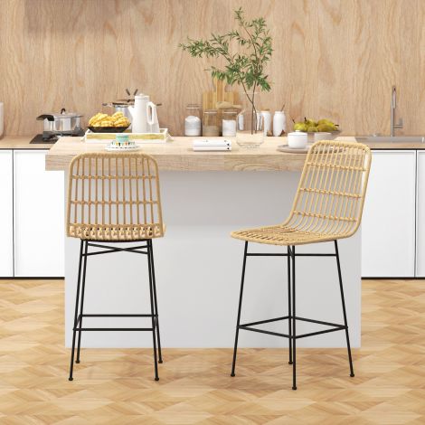 Baaripukkide komplekt 2 tk Boho-stiilis rotangist seljatoega ja terasest kuni 120 kg, 45 x 53,5 x 105 cm, naturaalne ja must.